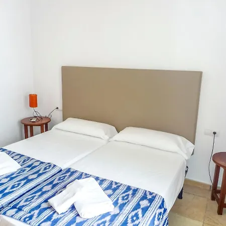 Sleeps 8 Pool Air Con Wifi Villa *