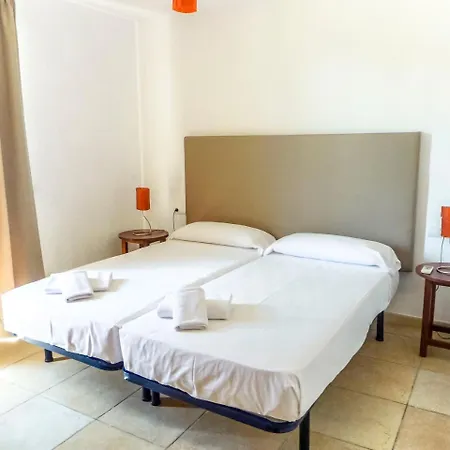 Sleeps 8 Pool Air Con Wifi Villa Binissafuller