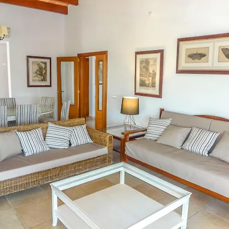 Sleeps 8 Pool Air Con Wifi Binissafuller